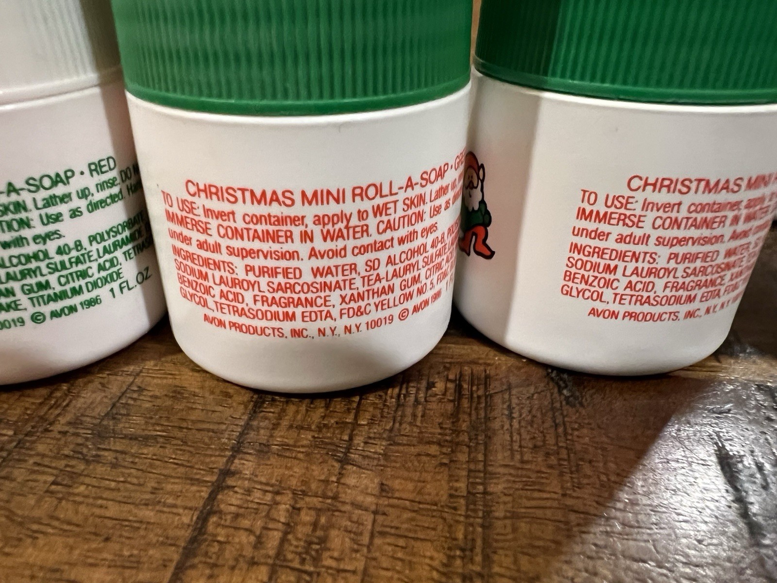 Vintage Avon 6 Roll-A-Soap Christmas Green Red White 1oz New Old Stock, 1986
