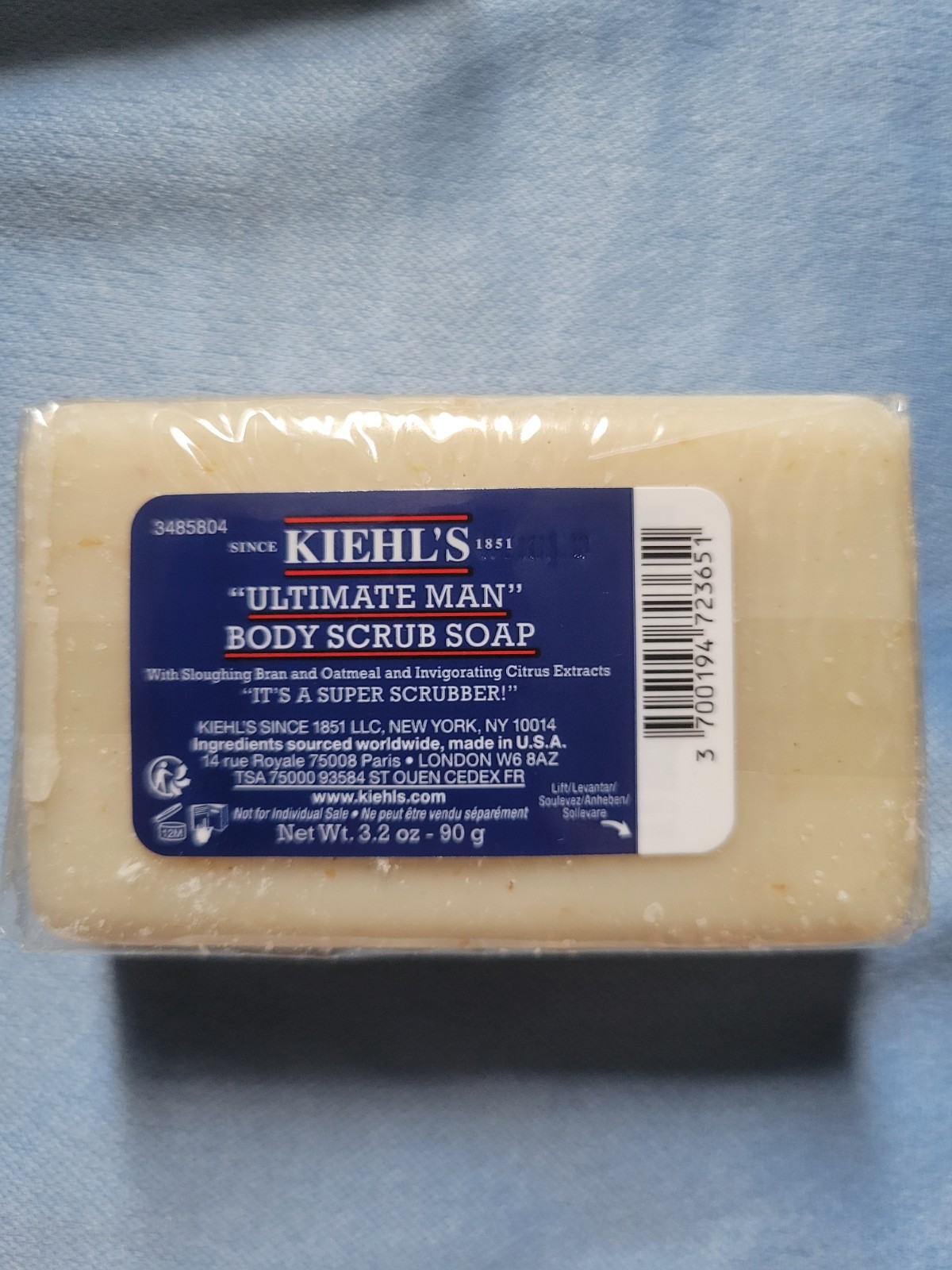 Kiehl’s Ultimate Man Body Scrub Soap 3.2 Oz 90 g 6 in 1 box 6 pack