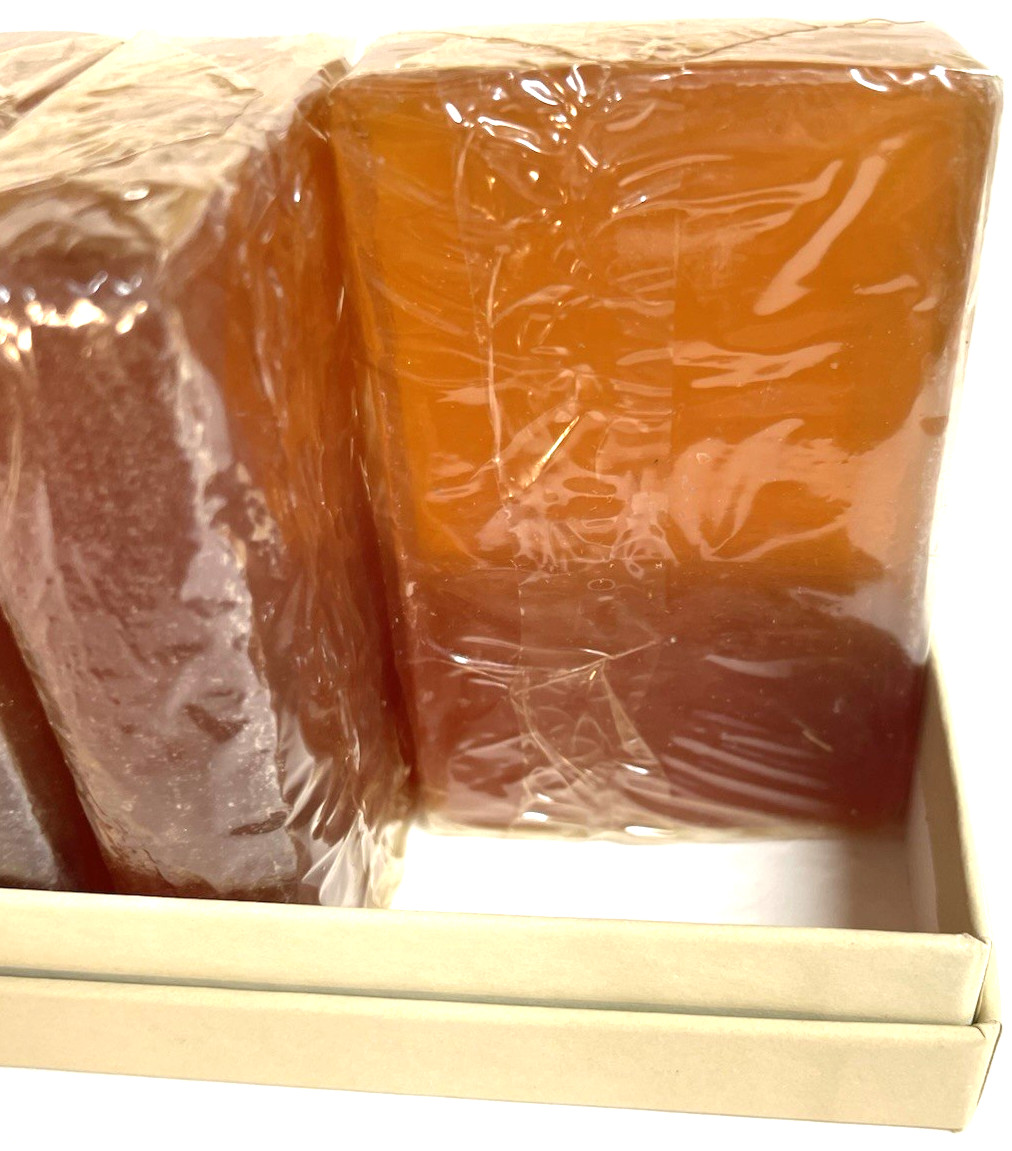 Vintage Neiman Marcus 6 Papaya Glycerine Soap Cakes in Box Old NM Neimans Logo
