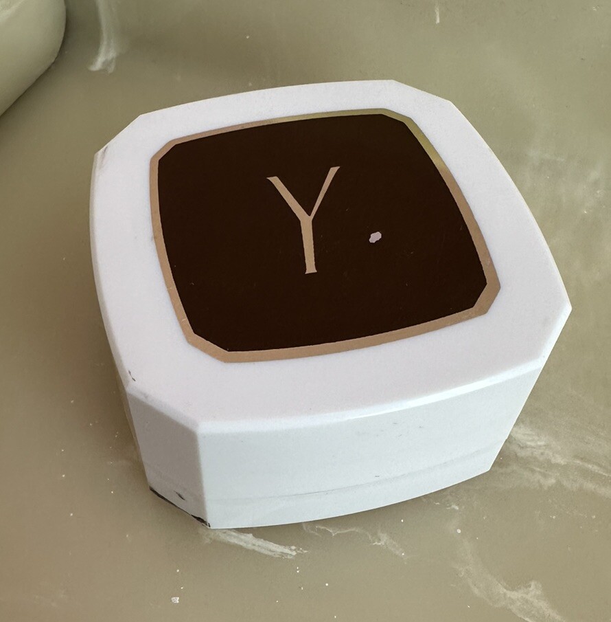 Vintage Y. YVES SAINT LAURENT YSL Paris SOAP TRAVEL CASE 100 G – EMB 60350 3313