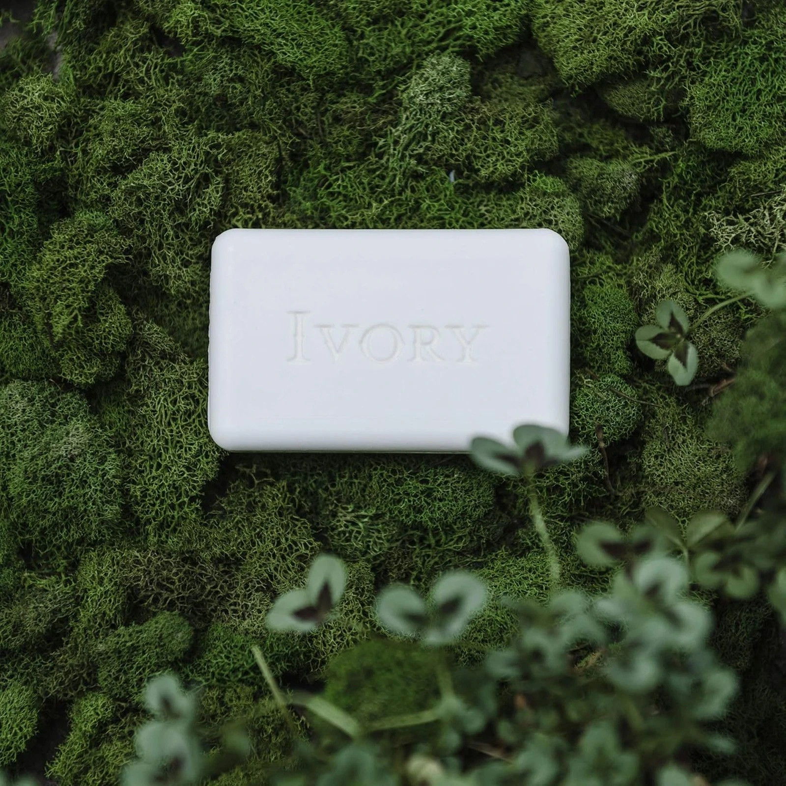 Ivory 10 Pack Clean Pure Clean Bar Soap, Aloe Scent, 3.17 Ounces