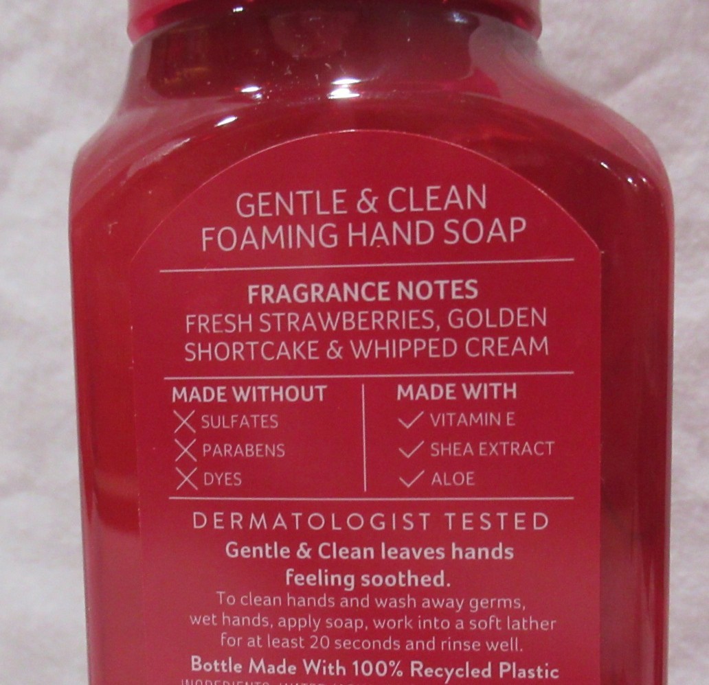 Bath & Body Works Gentle & Clean Foaming Hand Soap Set 2 STRAWBERRY POUND CAKE