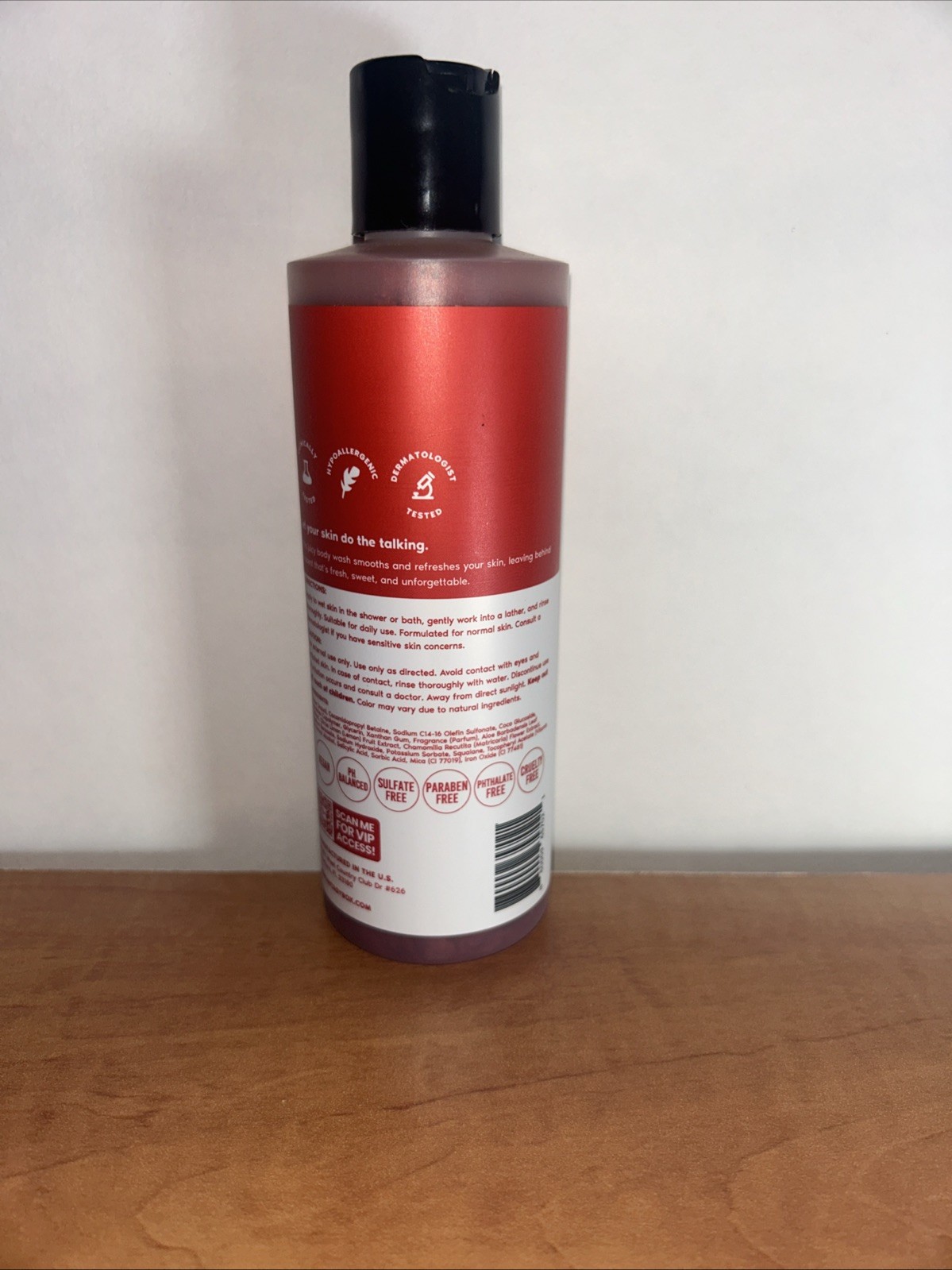 Her Fantasy Box Yummy | Body Wash – Indulgent, 8 Fl Oz (Pack of 1), Red