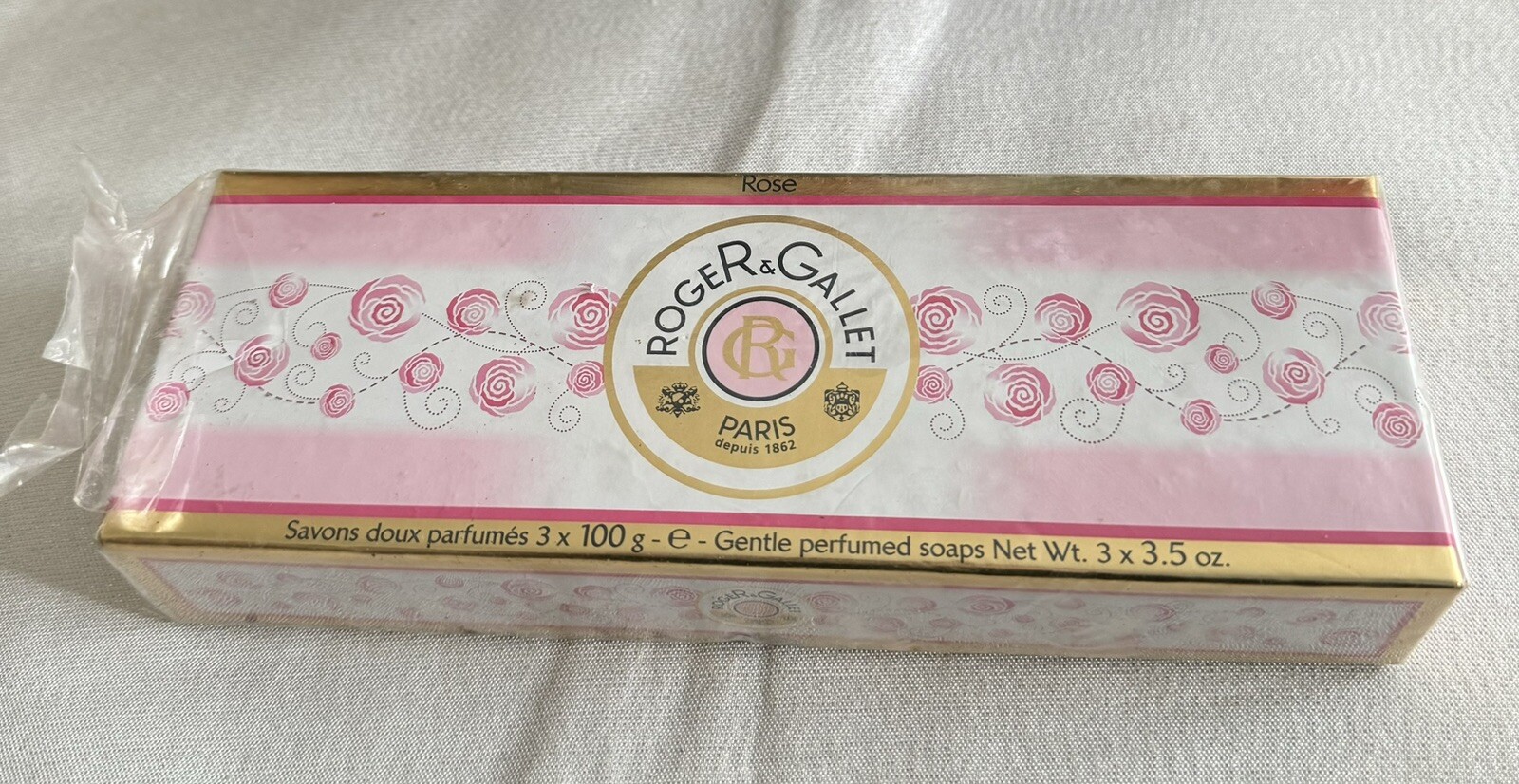 Roger & Gallet ROSE Gentle Perfumed Soaps (3x 100g) New Sealed