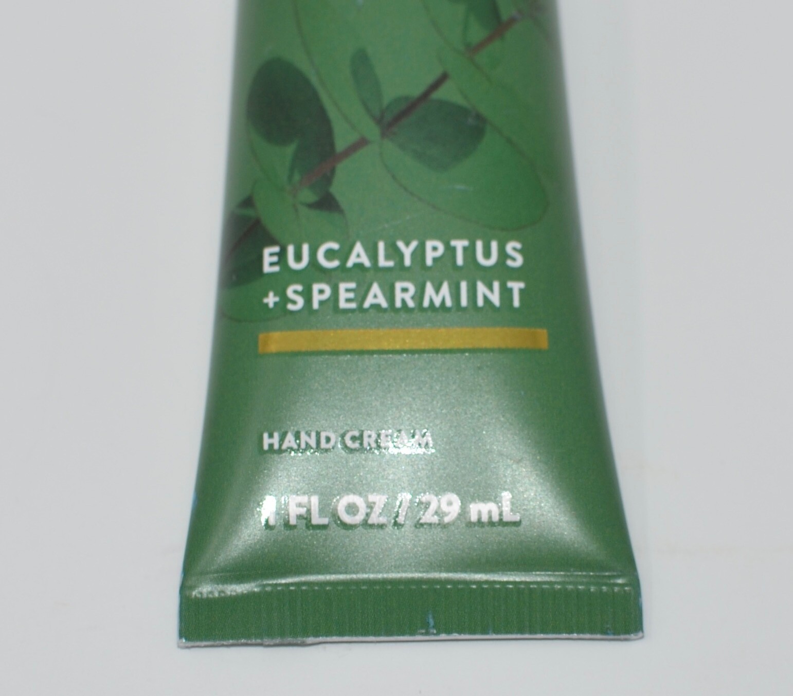 2 BATH BODY WORKS AROMATHERAPY EUCALYPTUS SPEARMINT HAND CREAM LOTION 1OZ TRAVEL