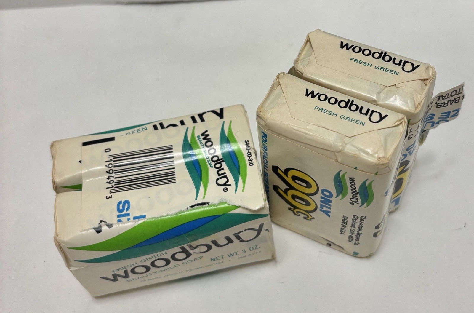 Vintage 4 Bars Woodbury Fresh Green Beauty-Mild Soap. New – Movie Prop 1970s USA