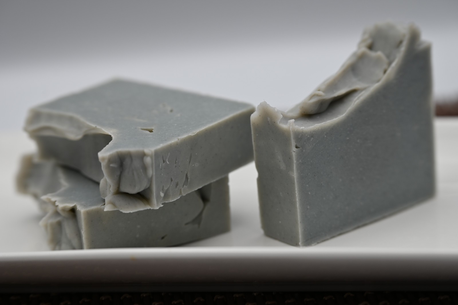Le Luxe Lather, Luxury Artisan Soap, “Wendy”.. Gardenia scented..