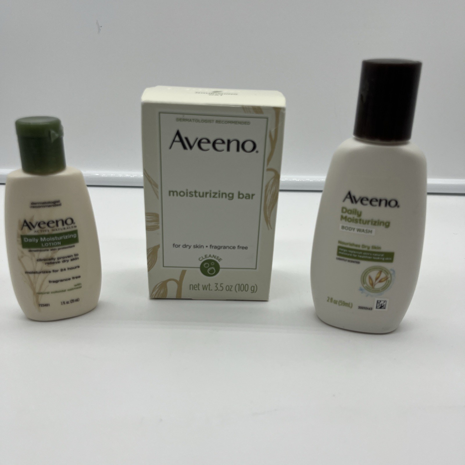 Aveeno Moisturizing Bar, Fragrance Free 3.5 Oz, Travel Size Lotion & Body Wash