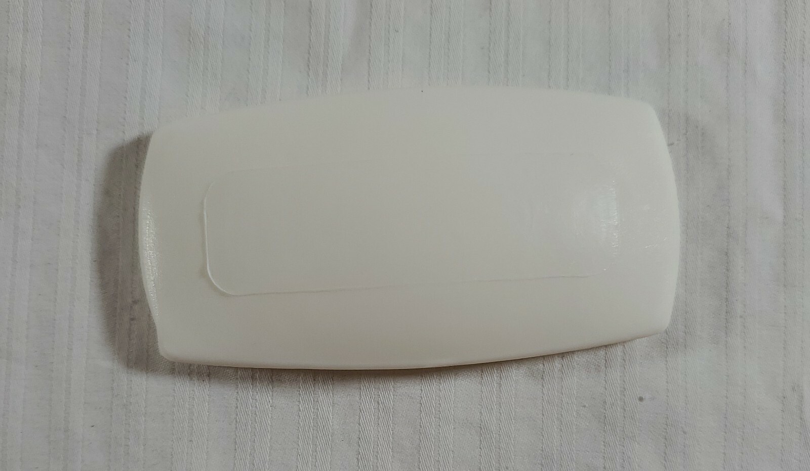Lot 7 Neutrogena French Milled Soap New in Box Travel Hotel Gym & 2 Shower Caps