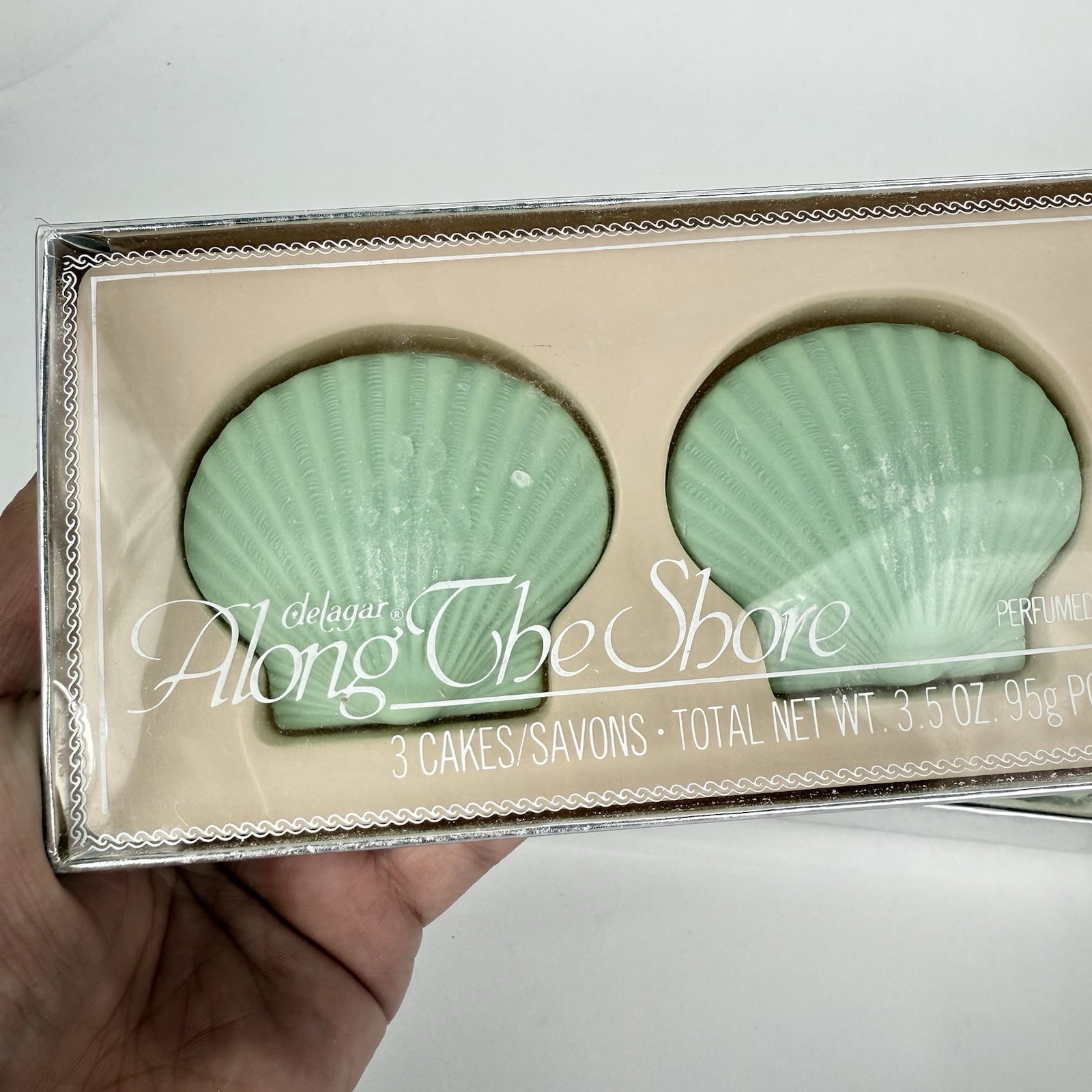 Vintage DeLaGar Mini Soaps Seashell Shaped Coastal Cottagecore Boxed Set Green