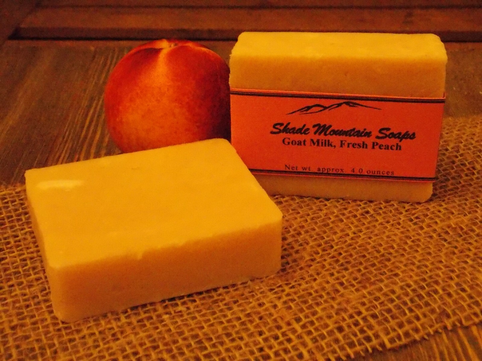 Goat Milk Soap Homemade / Handmade Moisturizing – 4 oz bar – Fresh Peach