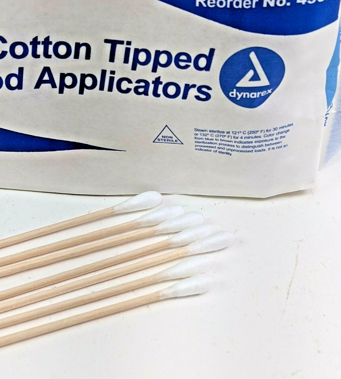 Dynarex 6″ Cotton Tipped Swabs Applicators Long Wood Handle 100 Pieces