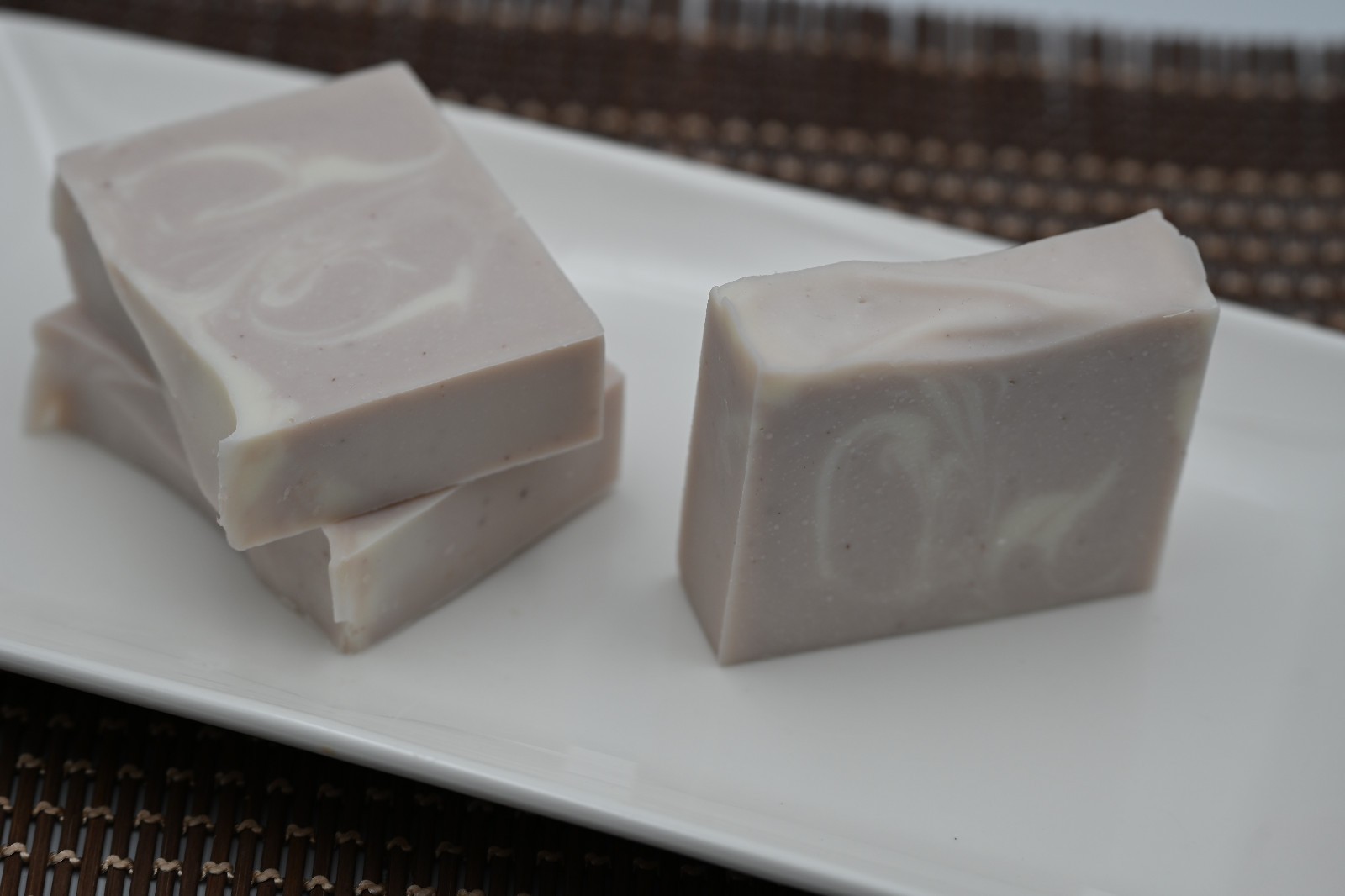 Le Luxe Lather, Luxury Artisan Soap, “Phoebe”.. Unscented Lavender..