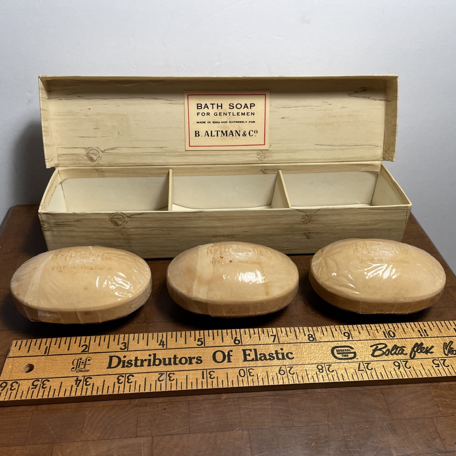 Bath Soap for Gentlemen England Gift Set 3 Large Bars B. Altman Co Discontinued