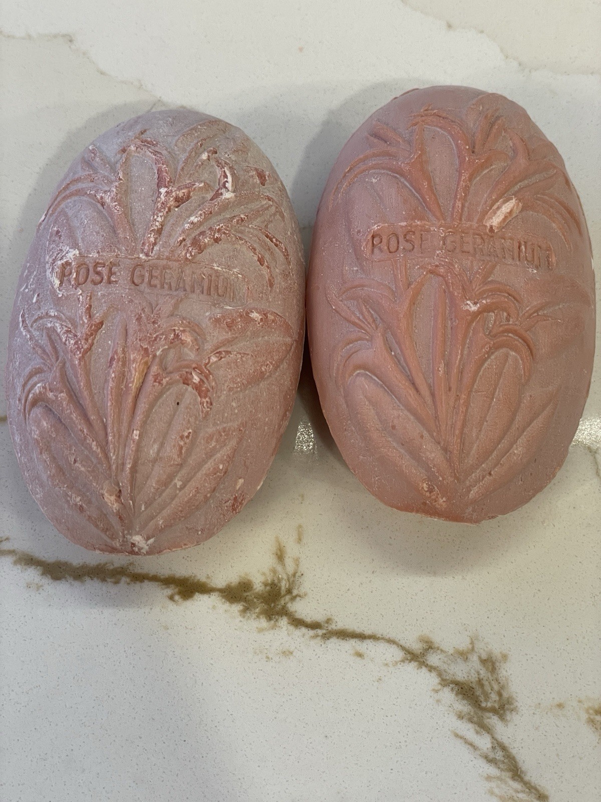 Vintage Fleurs Deluxe Cold Cream Bar Soap Lot of 2 Rose Geranium 2.75 oz Flaroma