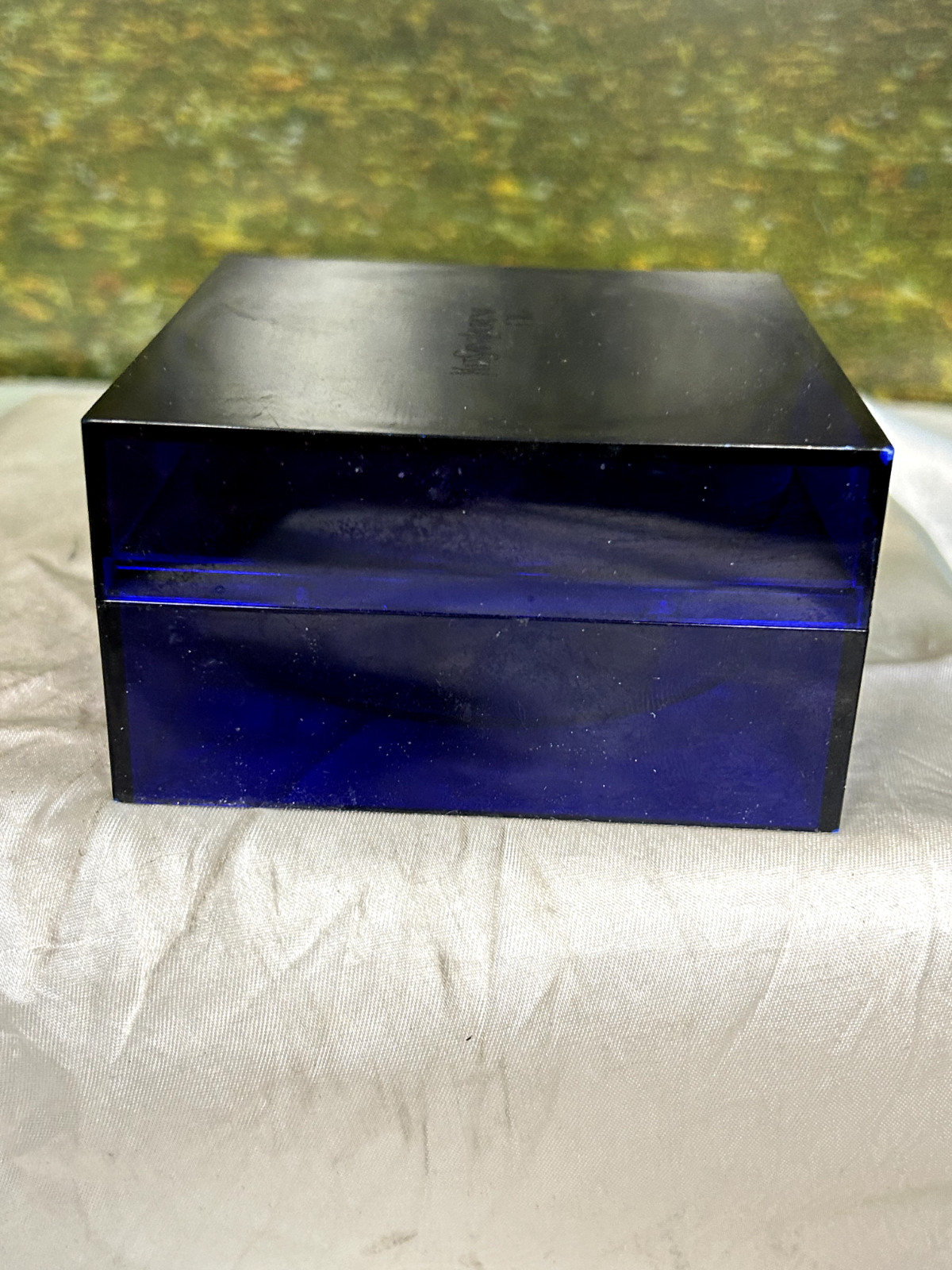 YVES SAINT LAURENT NU 150G PERFUMED SOAP (NEW WITH CASE)