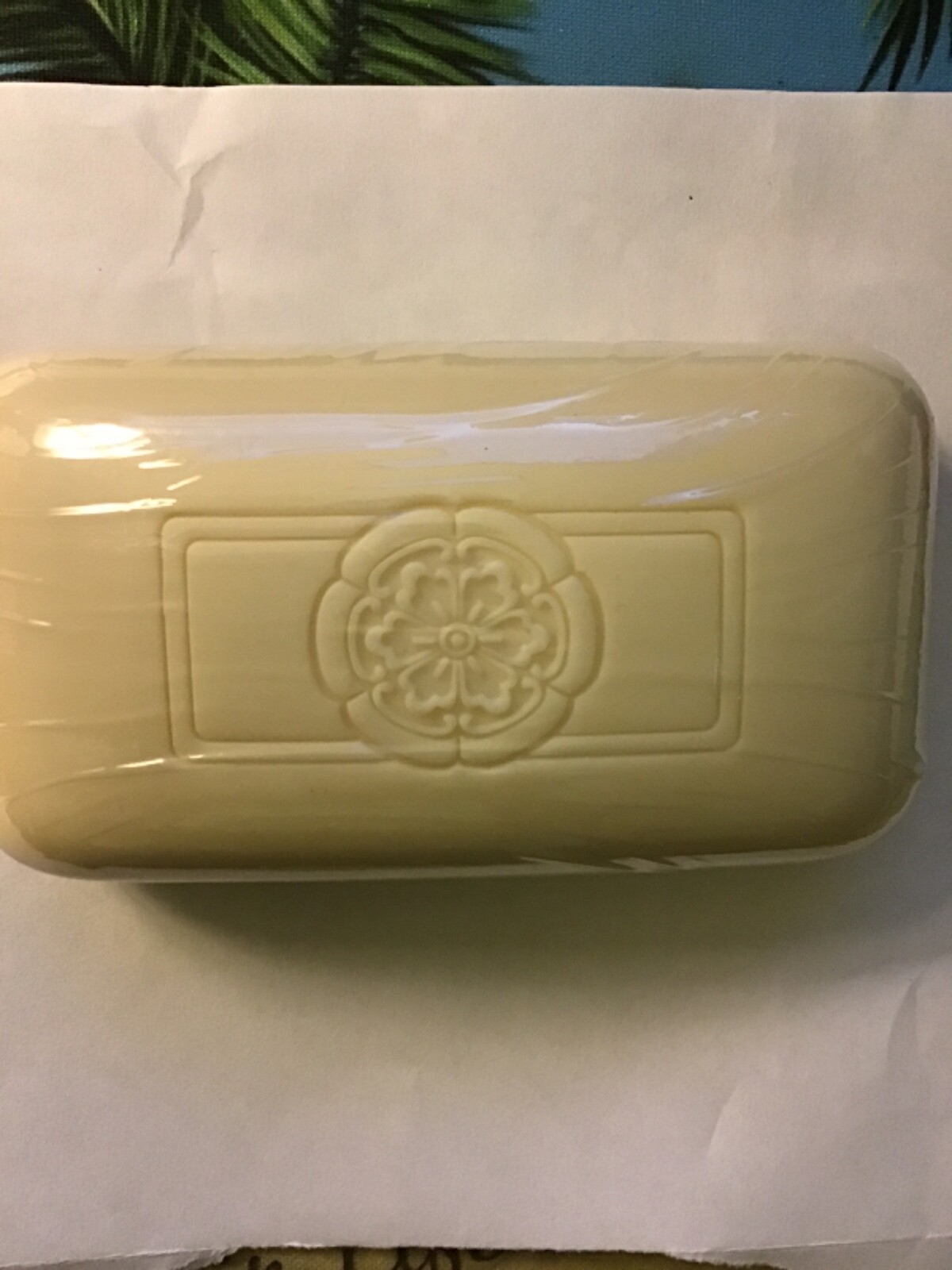 Punch Studio Luxury lavender scented Soap In Angel Box 6 oz new