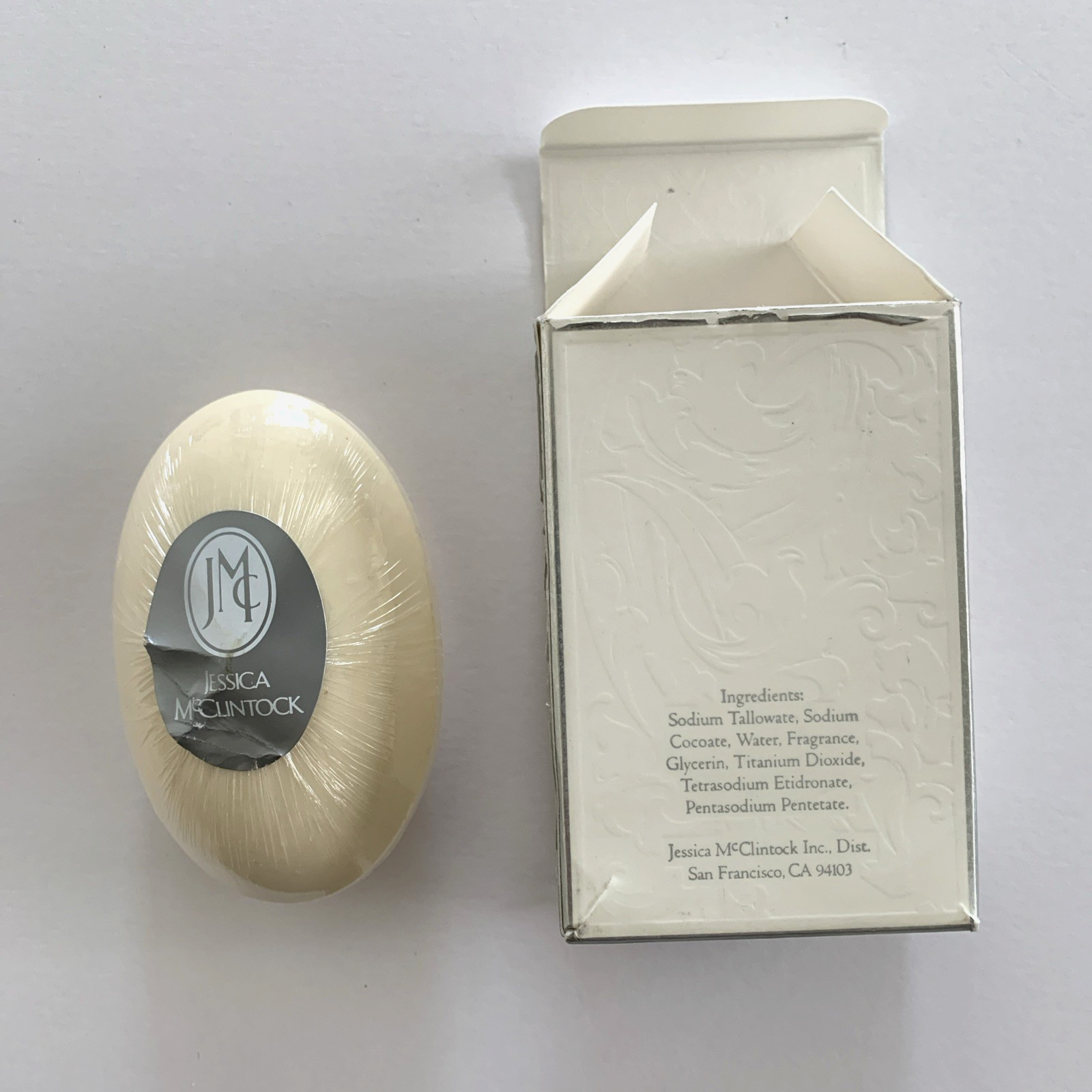 Jessica McClintock Woman’s Fragranced Perfume Soap Bar 2.8 oz