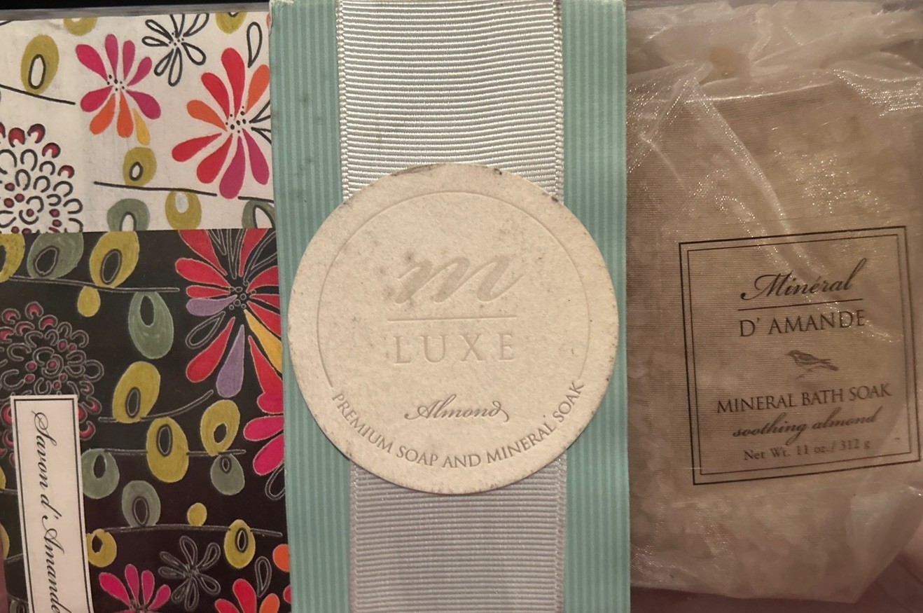 Lot of 1 Mudlark 5.75 oz Soap Bar Almond MINERAL BATH SOAK