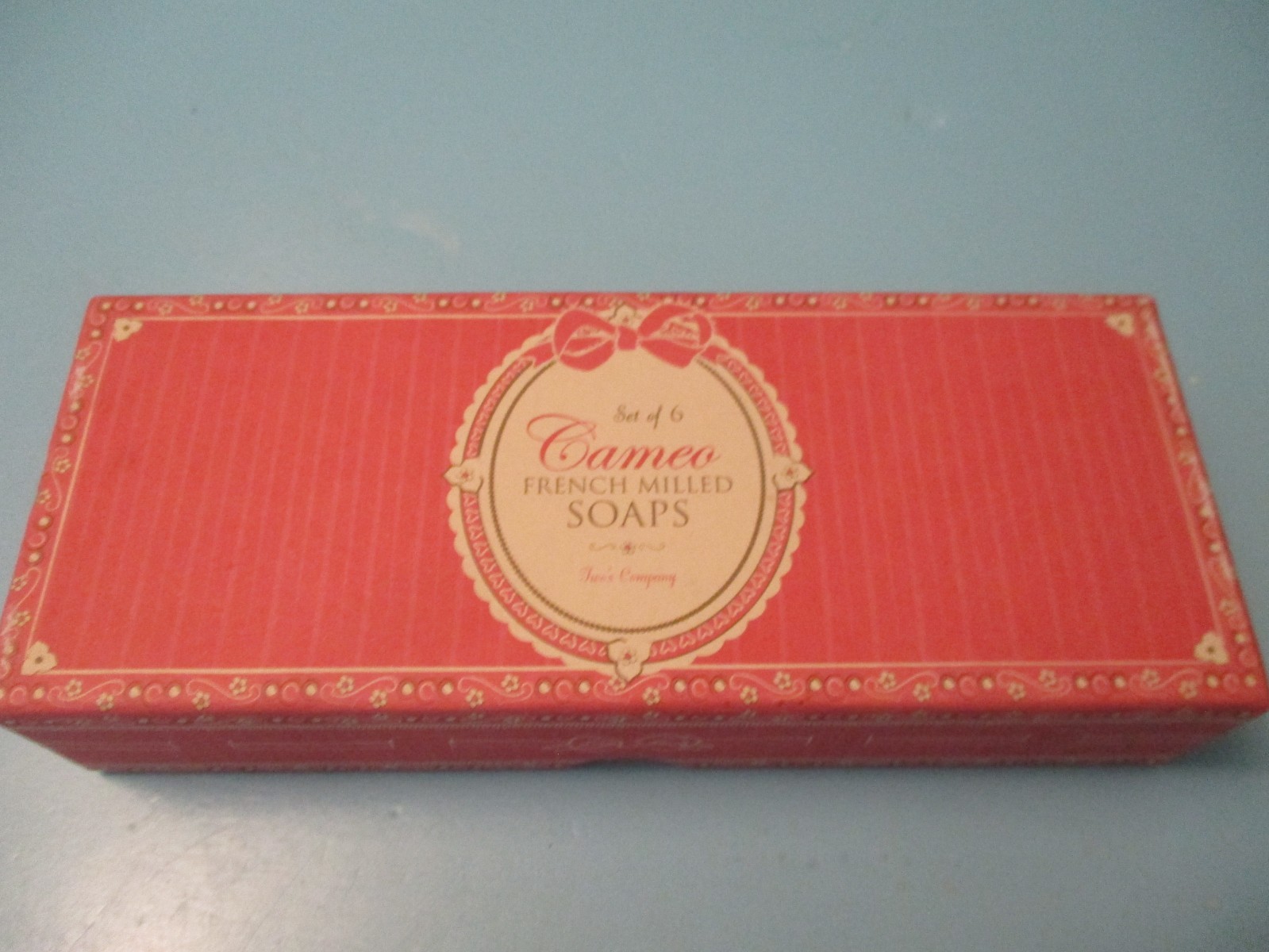 Set of 6 New in Box Cameo French Milled Soaps Two’s Company Mt Vernon New York