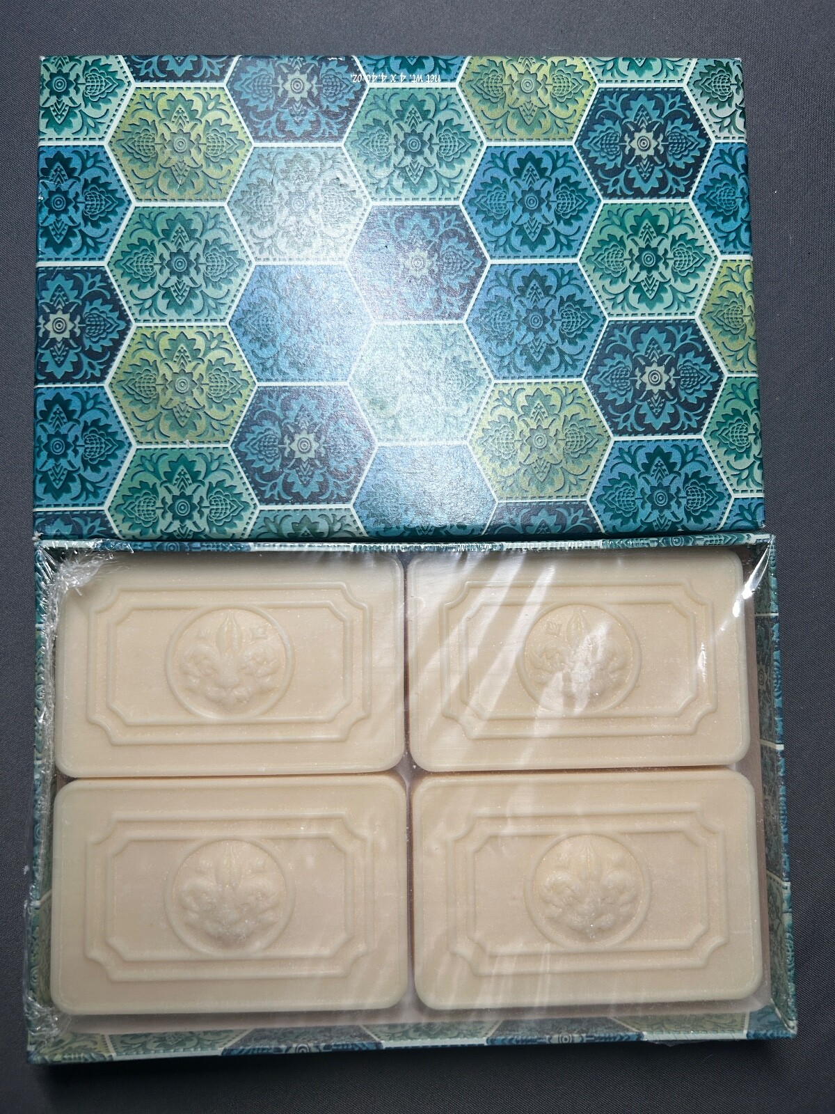 Set of 4 – Valerie Bertinelli Luxury Bar Soap – 4.40oz /125g Each