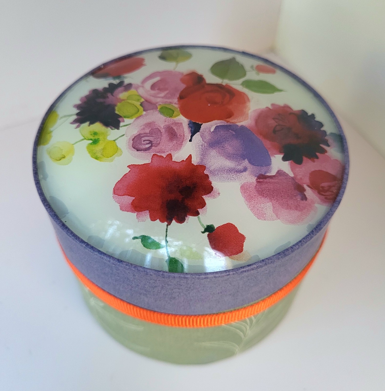 Fringe Studio Scented Soap ‘Botanica’ 5oz Bar In Glass-Topped Paper Box USA
