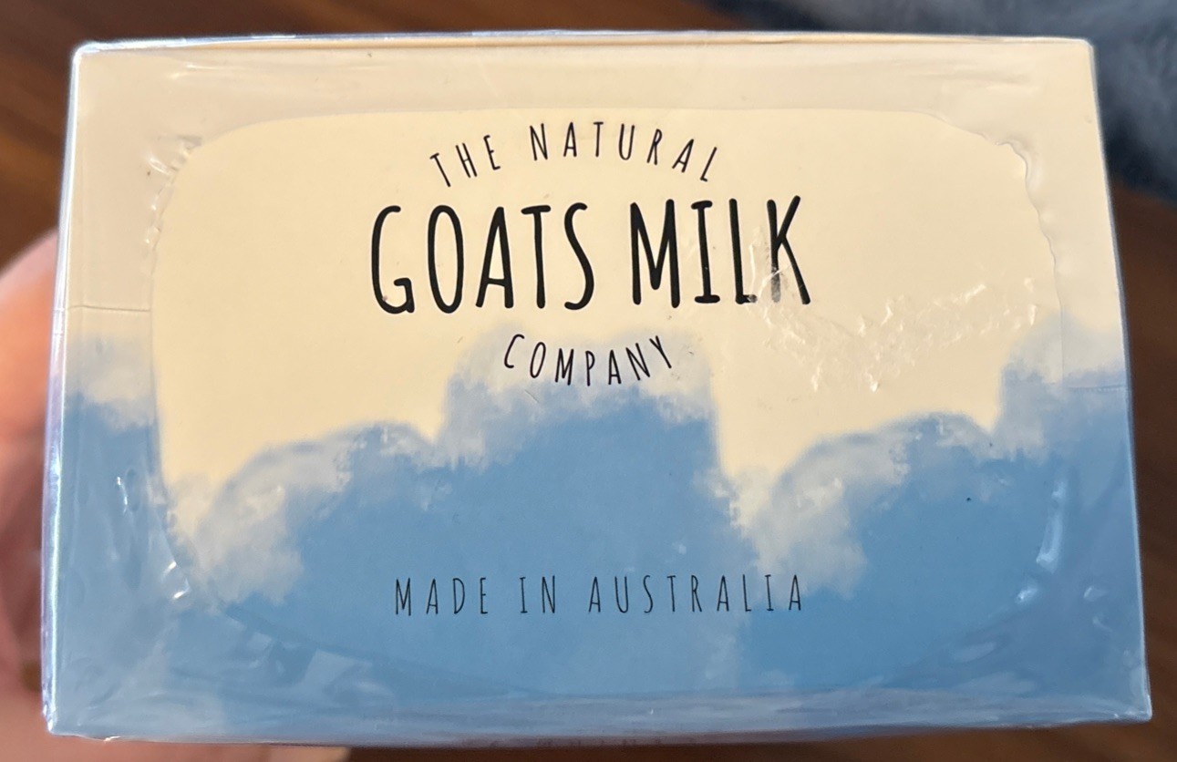 NIB The Natural Goats Milk Company 8 Soap Bars Set Made in Australia 7oz Each