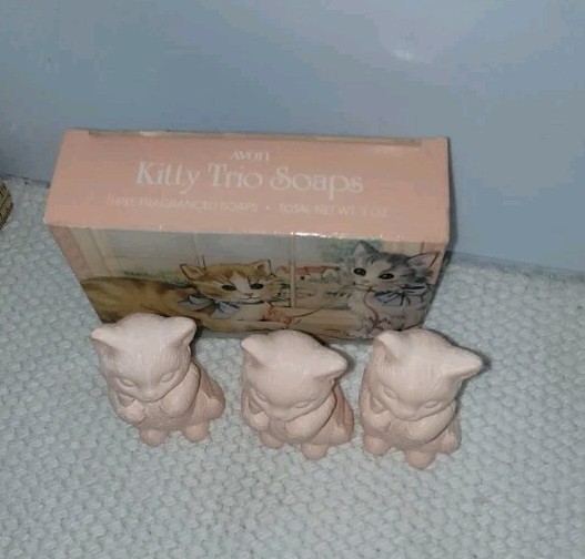 Vintage Avon Products 1987 Kitty Trio 3 Pink Kitten Cat Fragranced Soaps 3oz