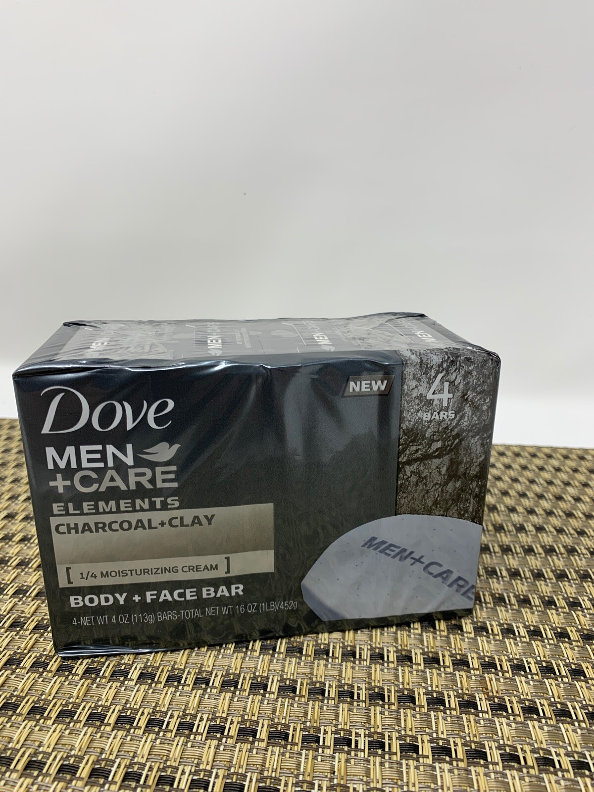 Dove Men+Care Elements Body and Face Bar Charcoal + Clay 4 oz, 4 Bar