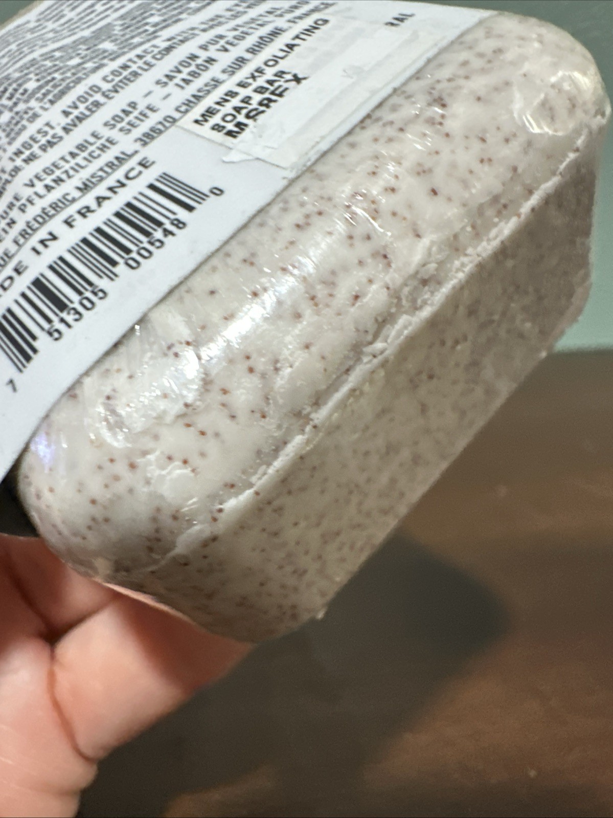 Mistral Exfoliating Body Soap For Men W 5% Apricot Seed Powder
