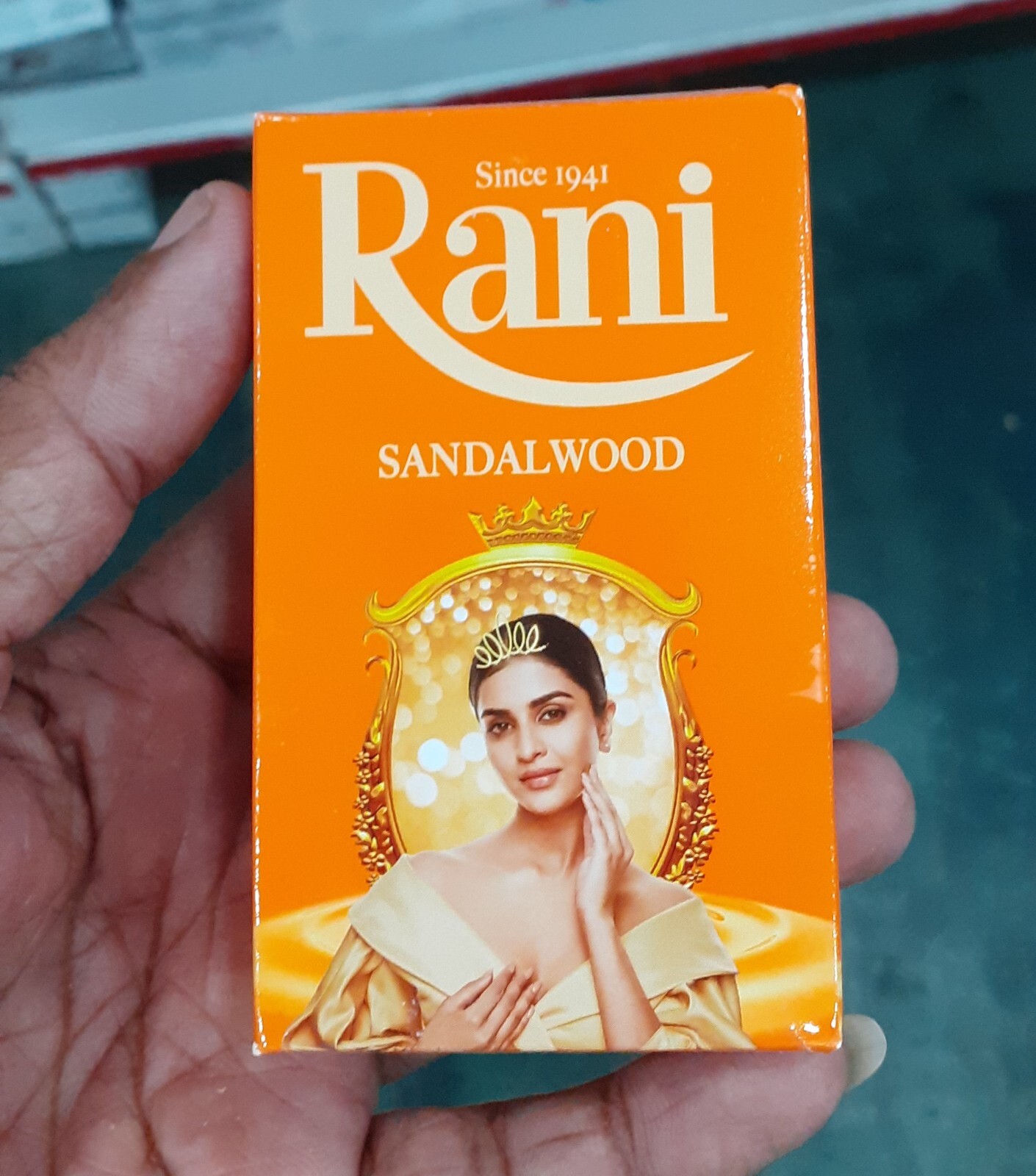 RANI Ayurveda Herbal Pure Sandalwood Soap Natural product from Sri Lanka.