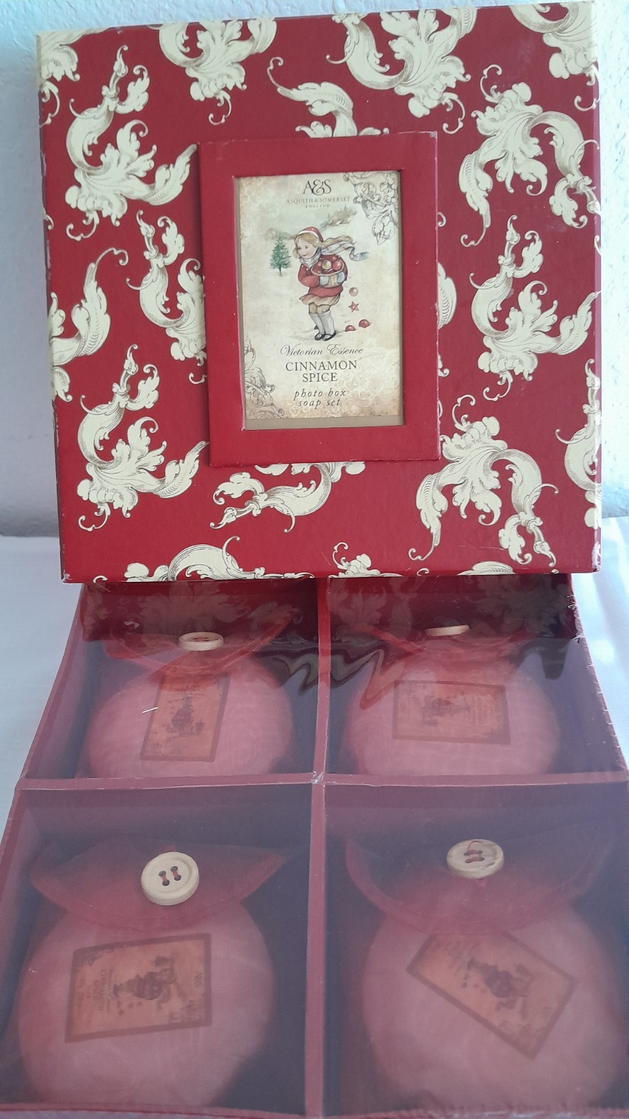 A&S Victorian Essence Cinnamon Spice Luxury Soap Cleanse Nourishes Softens 4×85g