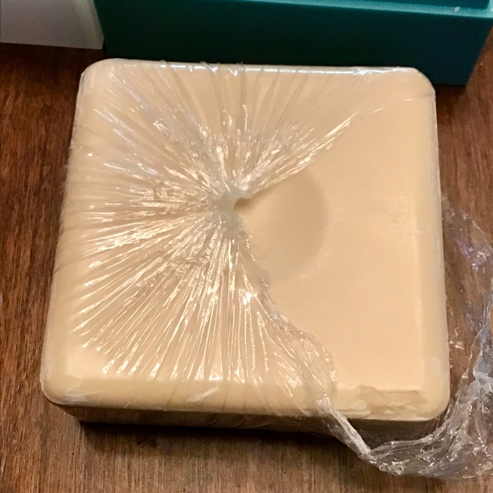 Tiffany & Co. 3.52 Oz. Net Wt. 100G Perfumed Soap in Case Unused READ