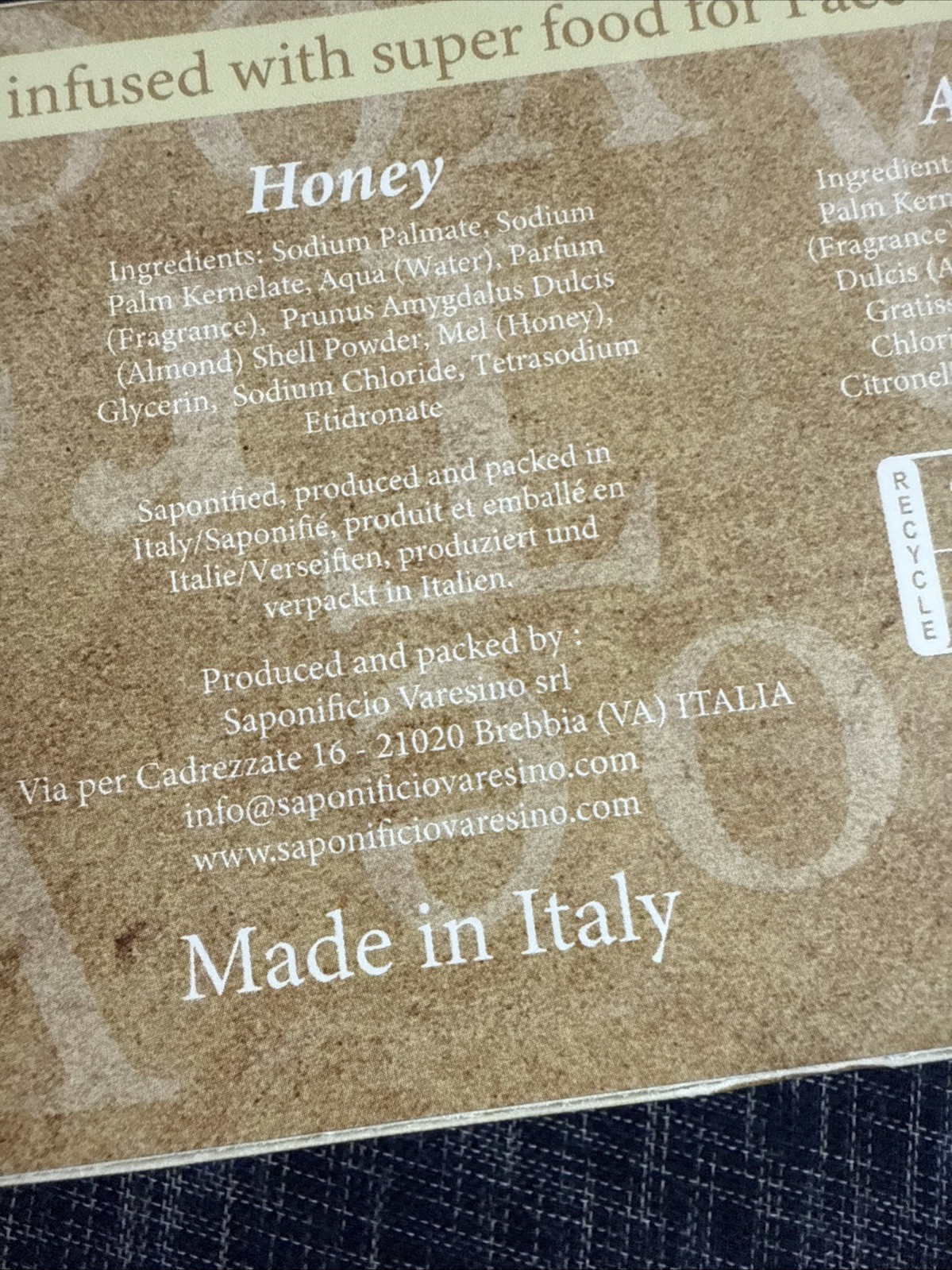 3 PACK Sapone Artigianale Italiano Avocado/ Honey/ Aloe Vera Scrub Soap 15.8 Oz