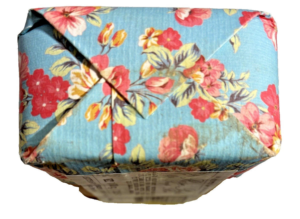 NEW, with Raffia ASQUITH & SOMERSET 10.5 oz / 300g No 74 Rose Petal Soap Bar