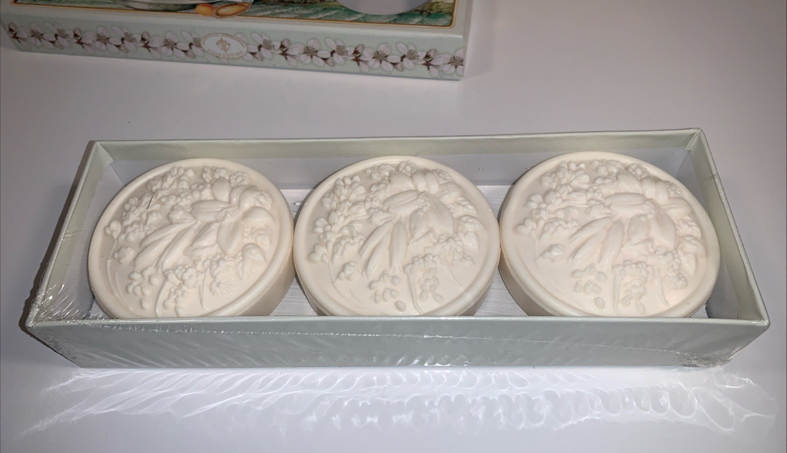 Saponificio Artigianale Fiorentino Almond Scented Soap 3 Bars 4.4 oz Each Italy