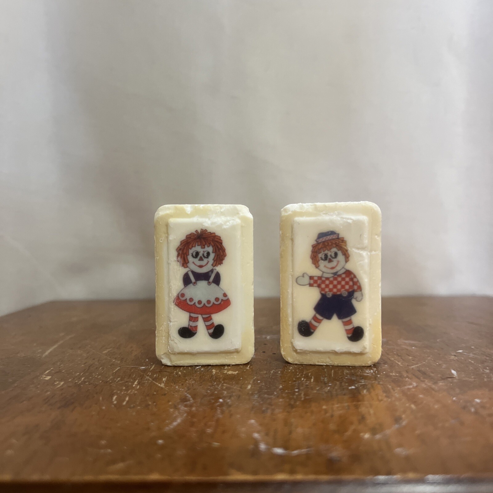 Vintage Katherine Gray 2 pack bar soap Raggedy Ann and Andy Unused bars 5.5 oz