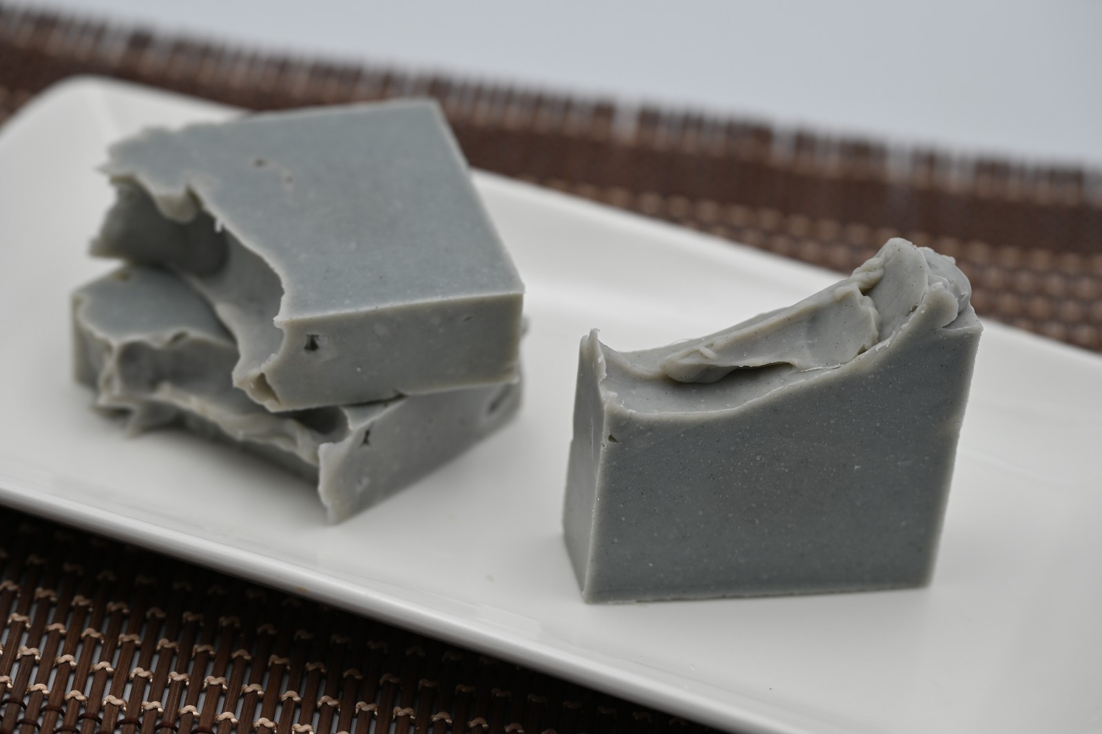Le Luxe Lather, Luxury Artisan Soap, “Wendy”.. Gardenia scented..