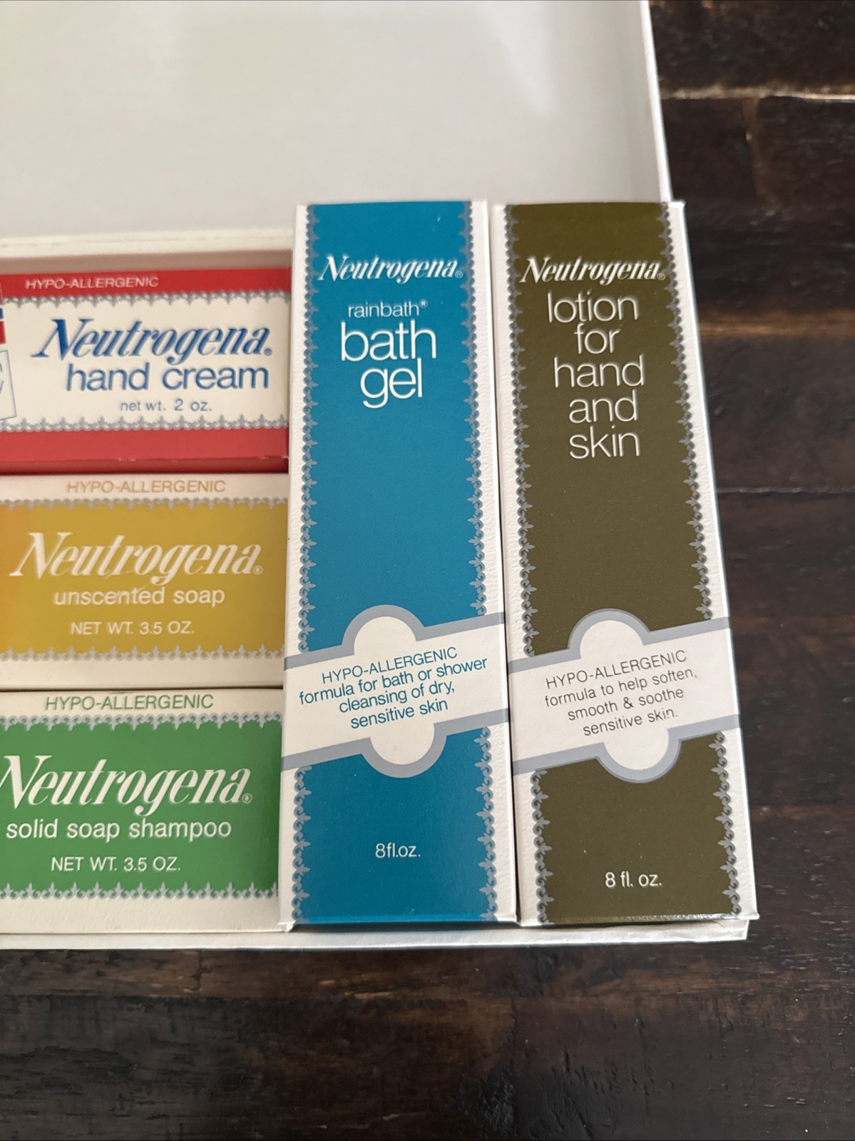 Vtg Neutrogena Soaps Set Of 7 NOS 1976 HTF Advertising Collectible Movie Prop