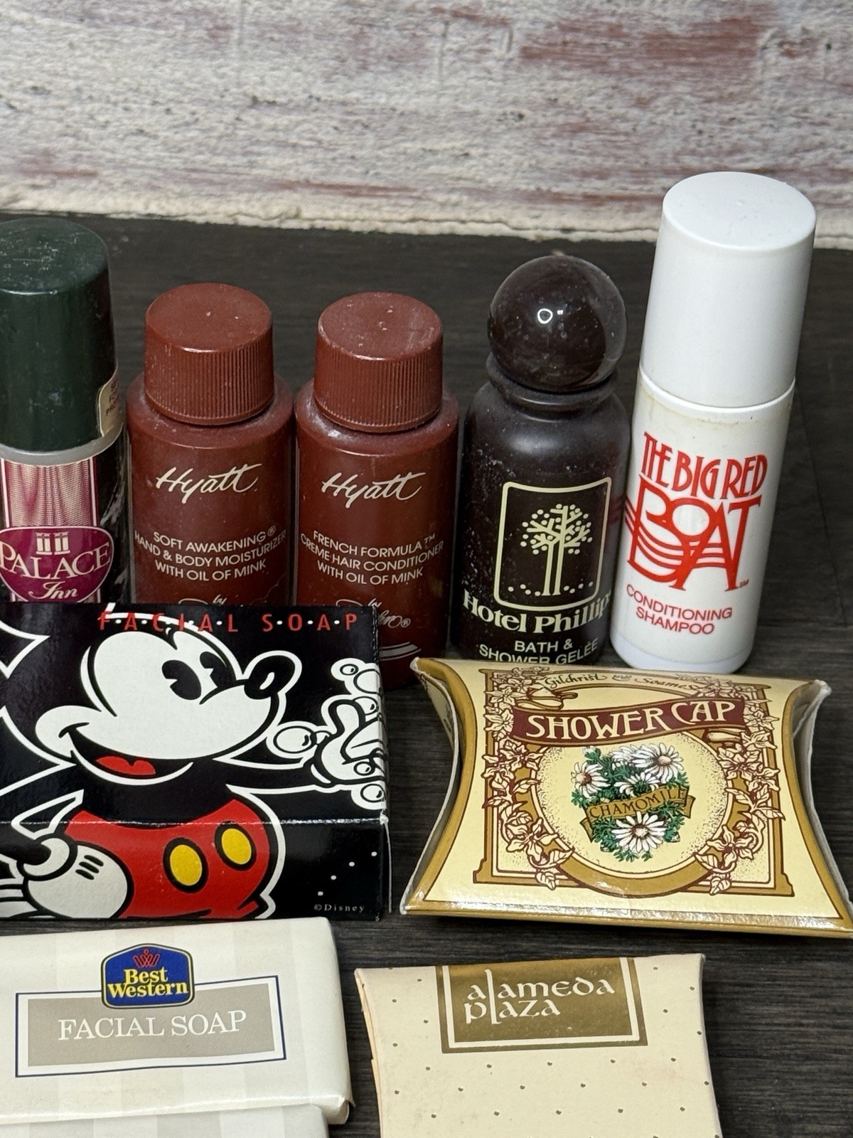 Lot of 30+ Miscellaneous HOTEL SOAP BARS Travel Various Brands + Extras Vintage