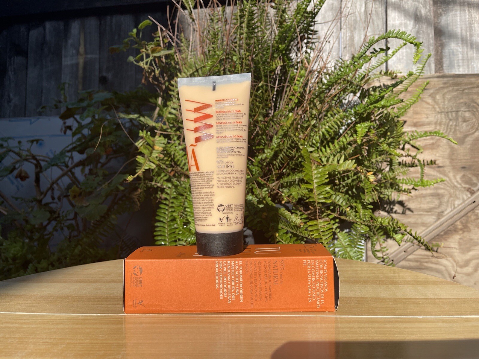 Natura EKOS CASTANHA,MARACUJA,TUKUMA,ACAI,ANDIROBA Body Lotion 200mil New