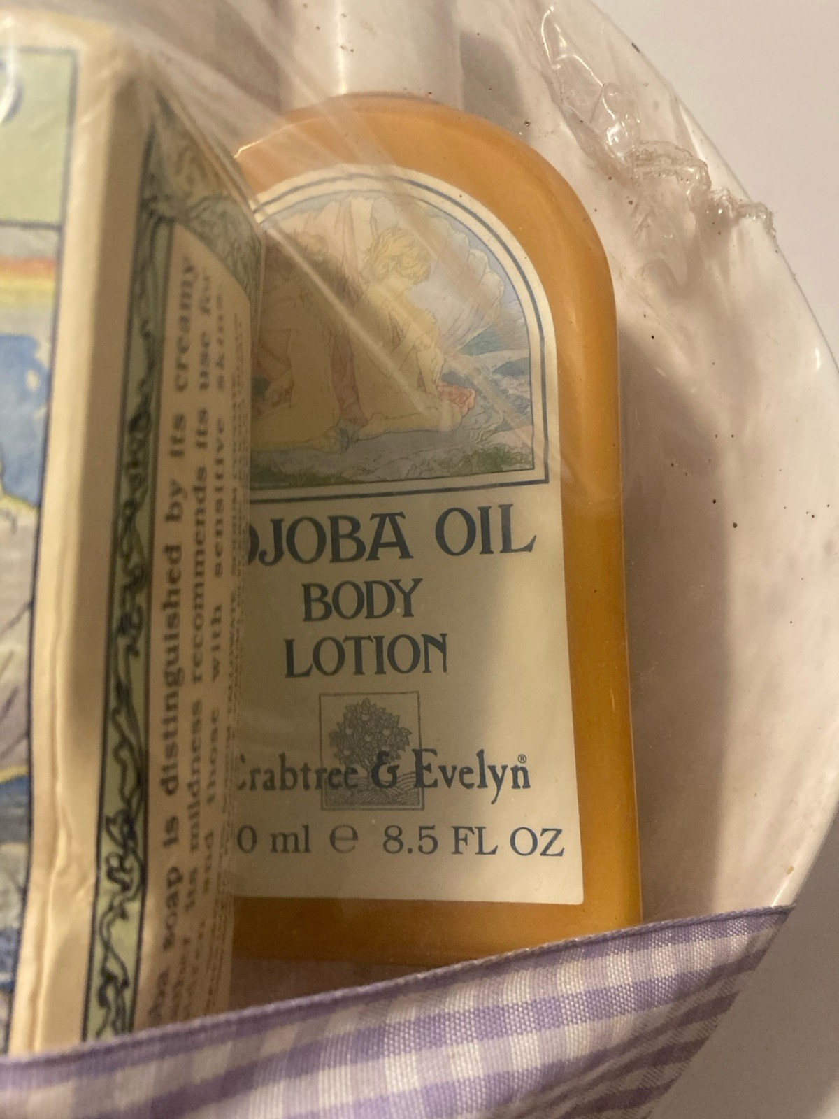 Crabtree & Evelyn Jojoba Shell Soap 10.5oz, Lotion & Talc Powder, Towel & Dish