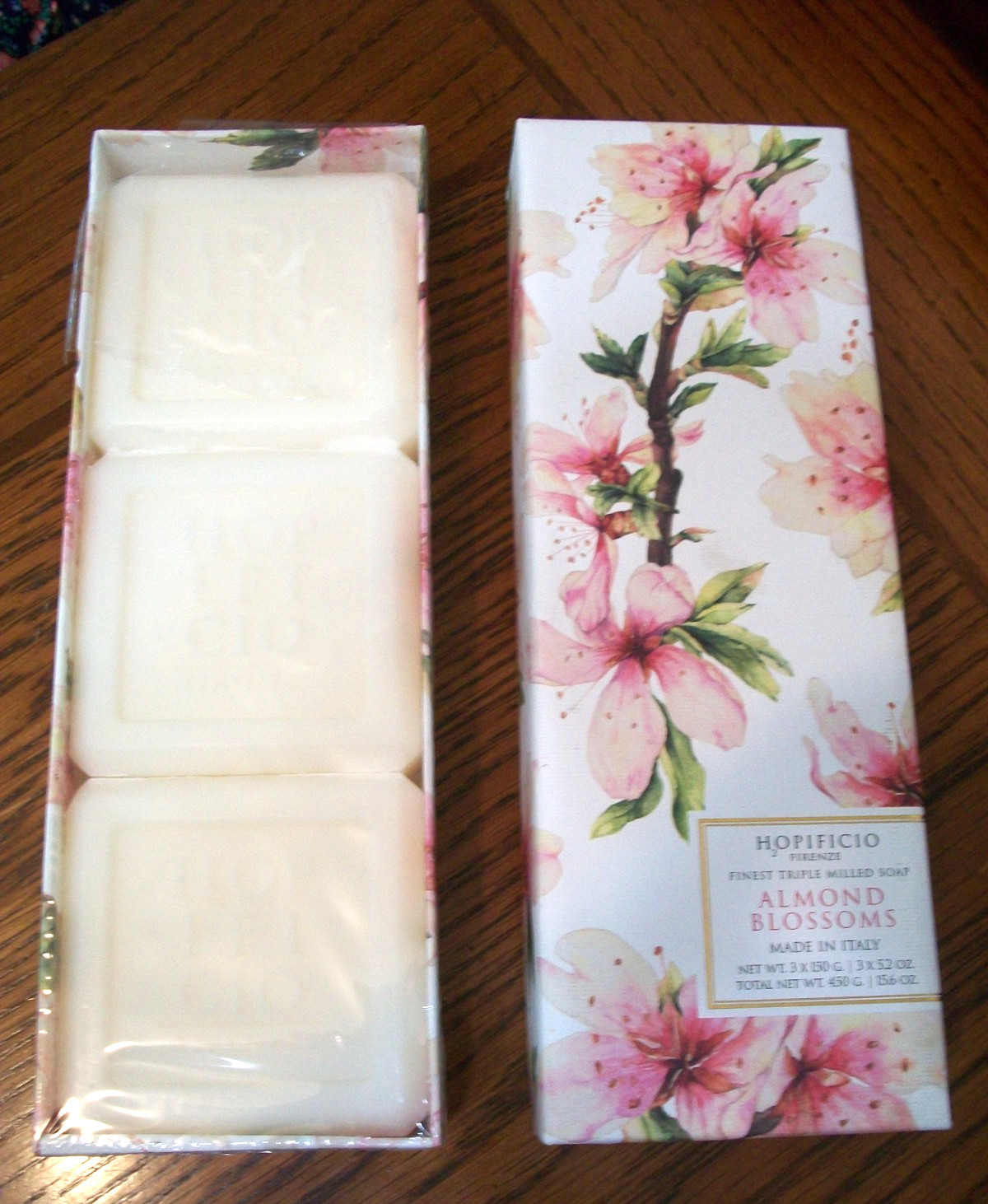 ALMOND BLOSSOMS~HOPIFICIO FIRENZE FINEST TRIPLE MILL SOAP~3 BARS~MADE IN ITALY~