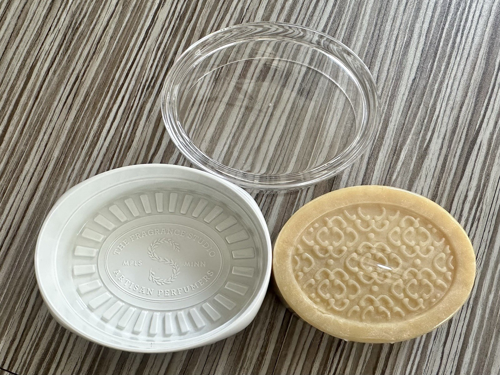 Thymes New Sealed Tiare Monoi Triple Milled Bar Soap in Covered Dish 7 oz 195g