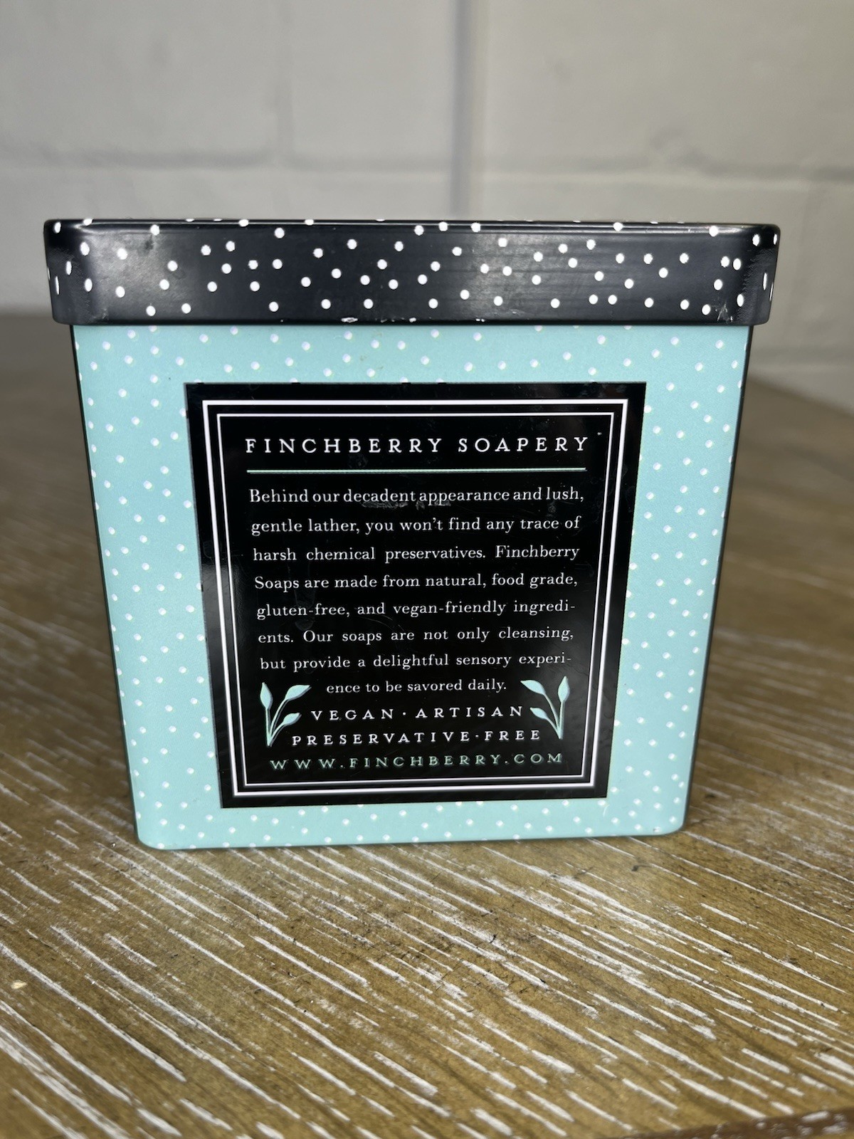 Finchberry Soap Sampler Tin Box 1 lb 8 bars