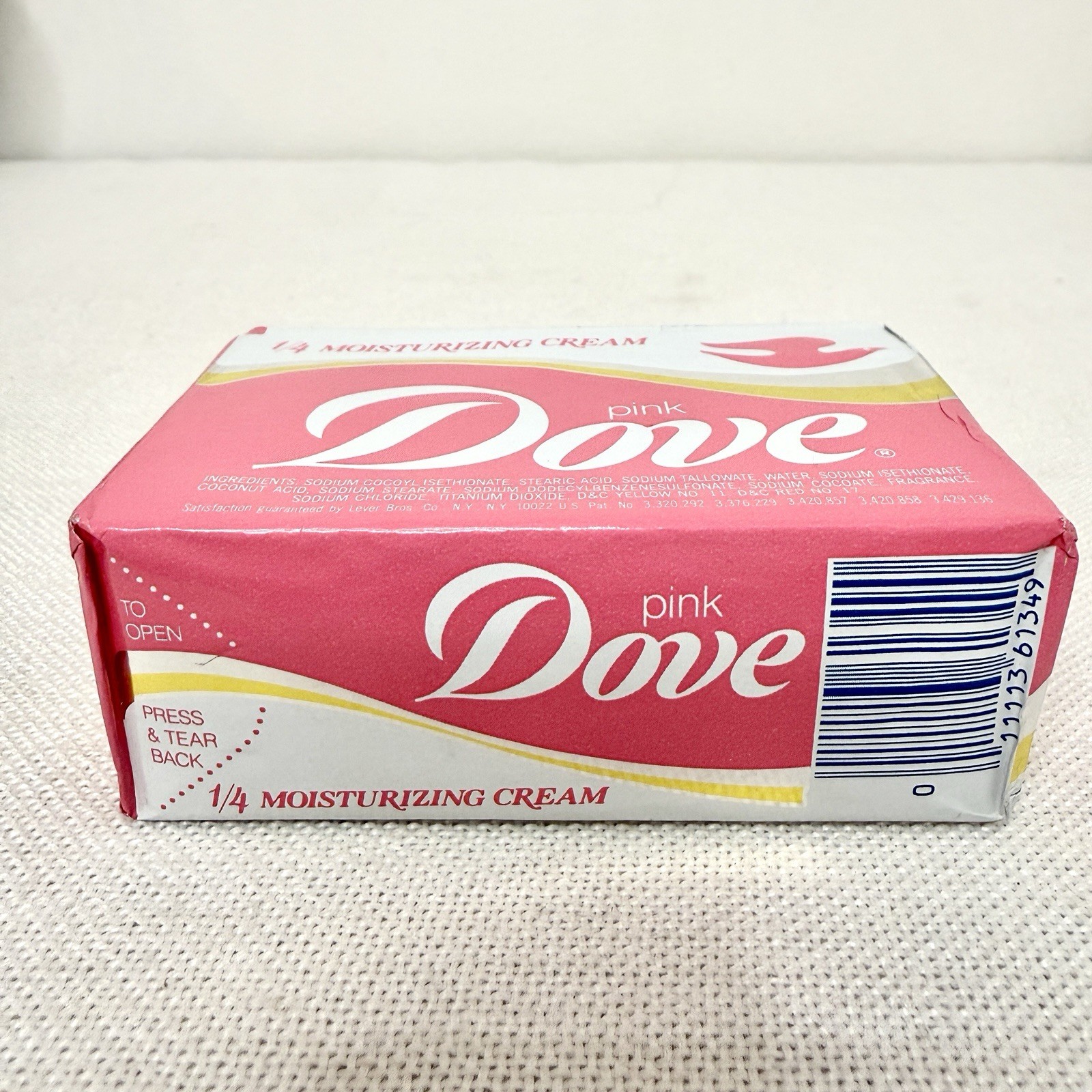 Vintage Pink Dove Soap 1/4 Moisturizing Cream 4.75 oz Bath Size New Old Stock