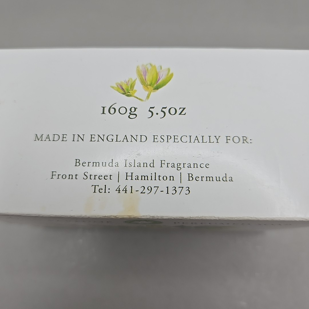 NEW Bermuda Island Fragrance Passion Flower 5.5 Oz Perfumed Soap Sealed In Box