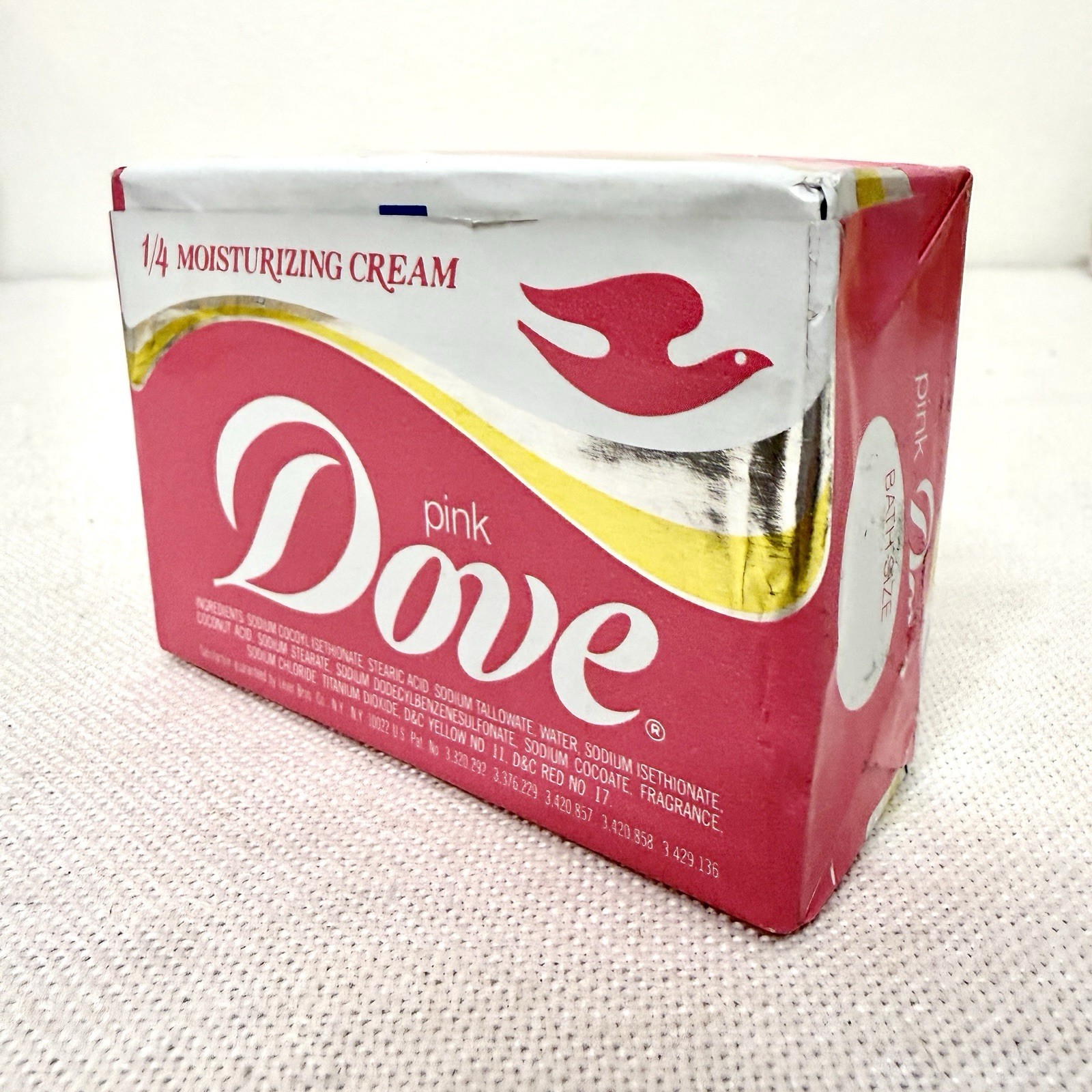 Vintage Pink Dove Soap 1/4 Moisturizing Cream 4.75 oz Bath Size New Old Stock