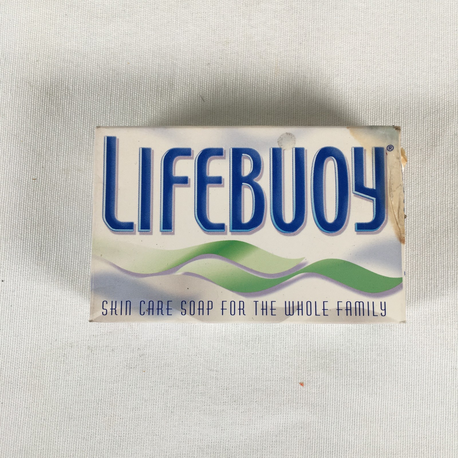 Rare Vintage Lifebuoy Soap 4oz Bar White Box Green Waves Made in USA NOS