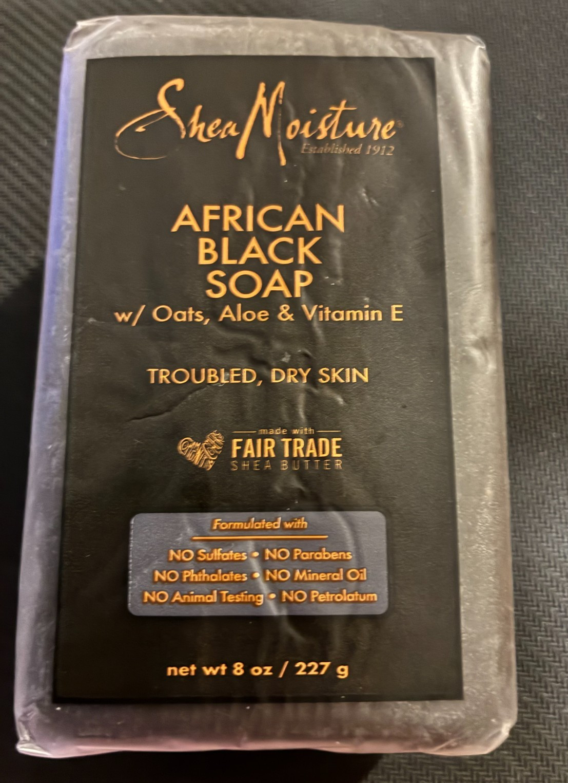 SheaMoisture African Black Bar Soap – Moisturizing – Calm & Clearing – 8oz